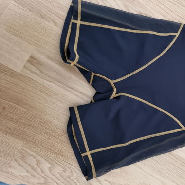 IVY PARK gym shorts black/gold