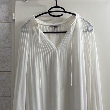 Weisse Bluse