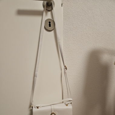 Weisse Tasche