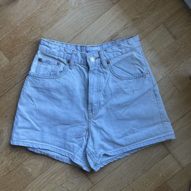 Short in denim Zara
