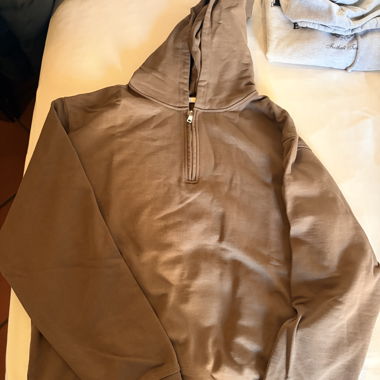 Sweat à capuche marron Zara