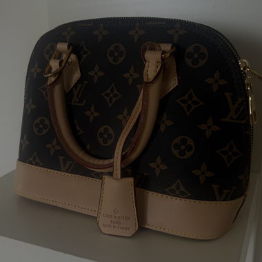 LV-Handtasche