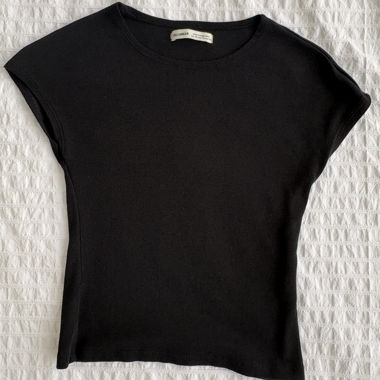 T-shirt nero aderente