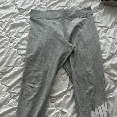 Nike Leggings in Grau
