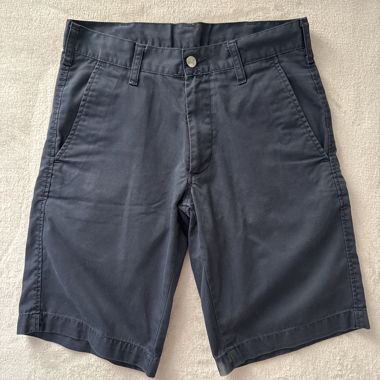Short bleu