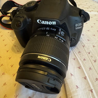 Canon EOS 1200D DSLR Set avec 18-55mm & 75-300mm
