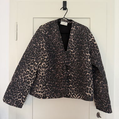 Neo Noir Quilted Jacket Leopard Pattern Size 42