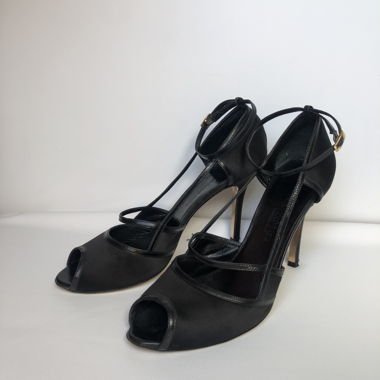 Max Mara black satin heels 
