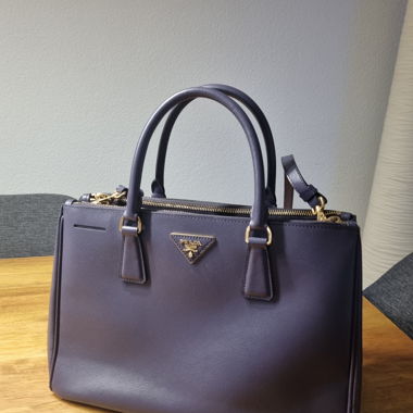 Borsa Prada Saffiano Lux (Colore: Mora)