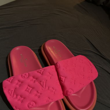 Slippers Louis Vuitton 