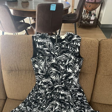 Vestito corto asimmetrico
