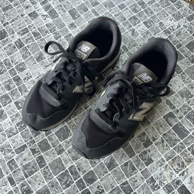 New Balance sneakers 