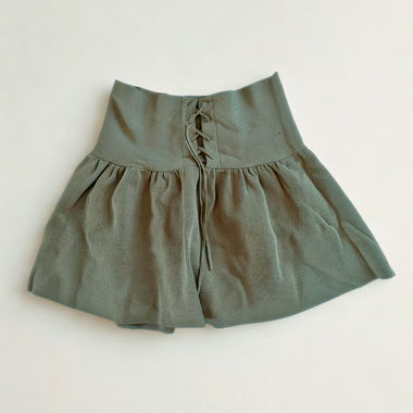 ZARA KNIT Shorts in Olivgrün (Grösse S)