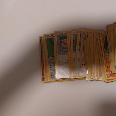 186 Pokémon Cards