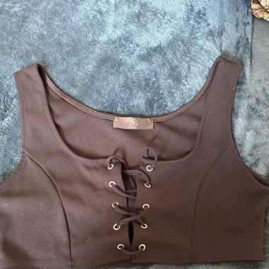Crop top à lacet