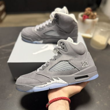 Jordan 5 Retro Wolf Grey (2026)