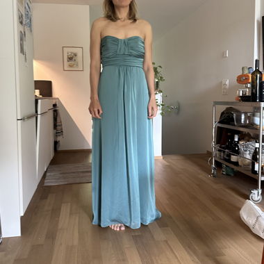 Blaues Maxikleid 