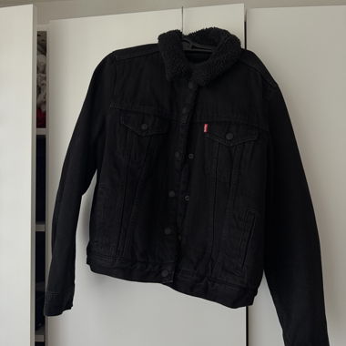 Giacca in denim nera Levi’s Premium con sherpa