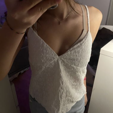 top en dentelle blanche