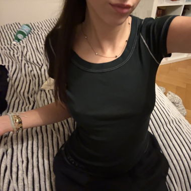 cute t shirt serré et long 