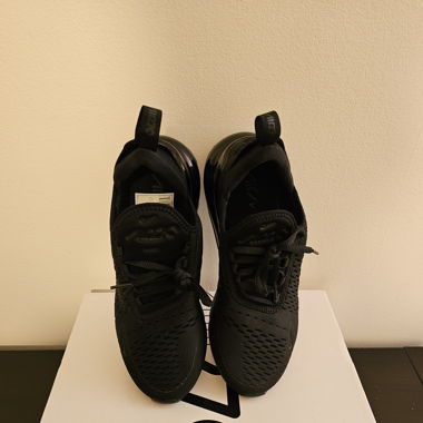Nike W Air Max 270