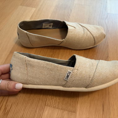 TOMS Canvas Slip-ons