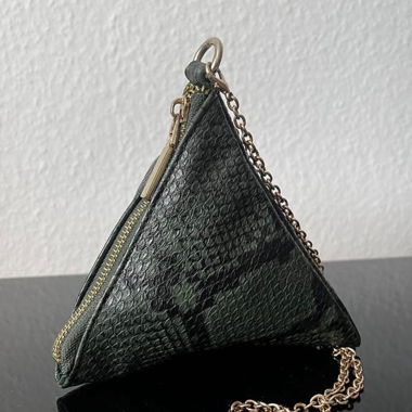 Sac bandoulière triangulaire