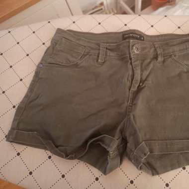 terranova shorts khaki