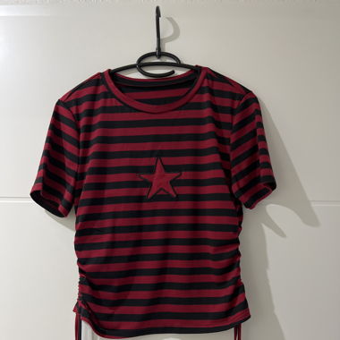 Croptop/ T-Shirt