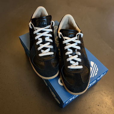 Baskets Adidas BW Army Lux