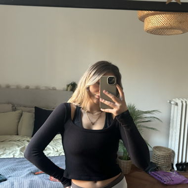 black H&M longsleeve