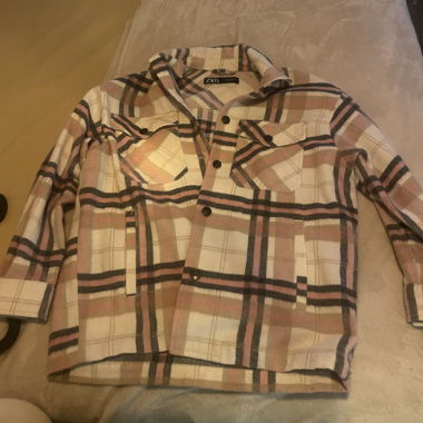 Zara Jacke