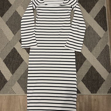 Robe mi-longue à rayures H&M