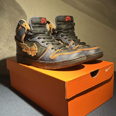 Nike SB Dunk High RX-0 Unicorn Gundam 02 Banshee