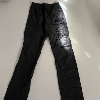 Black cargos