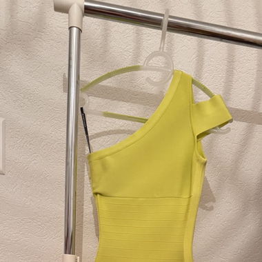 Robe Guess by Marciano