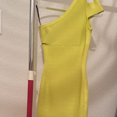 Robe Guess by Marciano