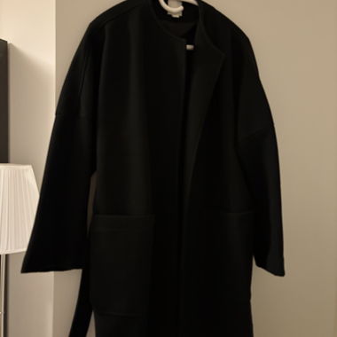 Langer schwarzer Mantel von hm
