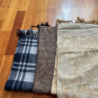 3 winter scarfs: cream, black and brown, blue