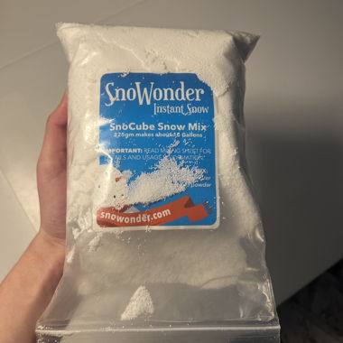 SnoWonder Instant Snow Powder