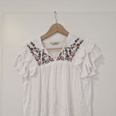 Bluse mit schönen Details