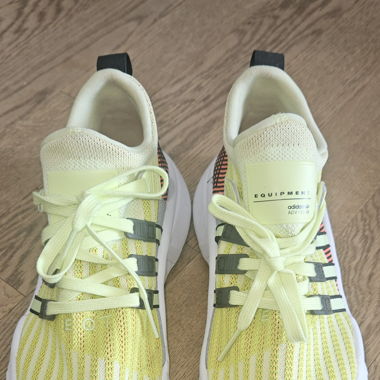 Adidas Equipment neuwertig in Gr. 36 2/3