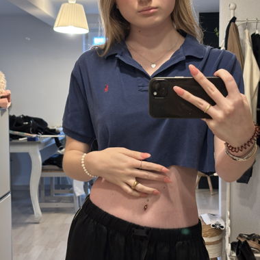 Cropped Polo Ralph Lauren shirt