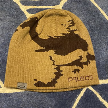 Palace X Oakley Beanie 