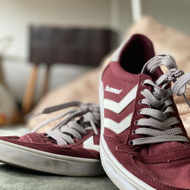 Hummelsneaker 43 in rot