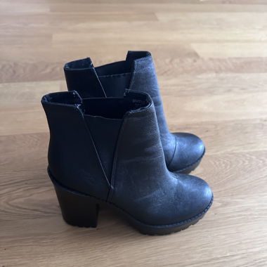H&M plateaustiefel