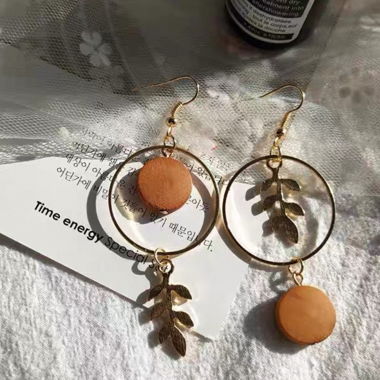 Earring 