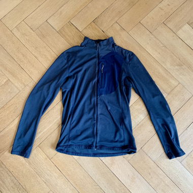 grey MAMMUT mid layer