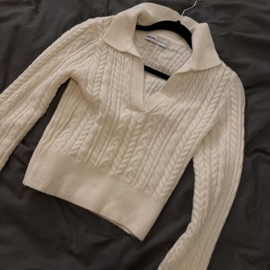 Knit sweater