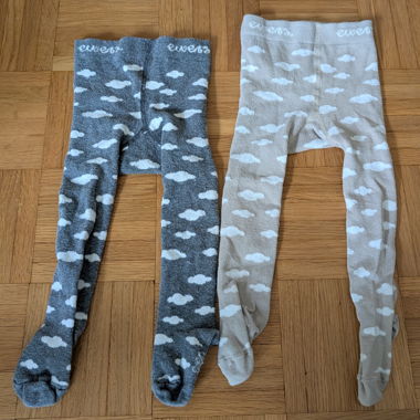 Strumpfhose und Trainerhose